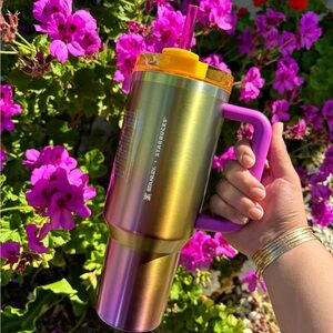 Stanley x Starbucks Limited Edition Purple and Gold Summer Gradient Quencher